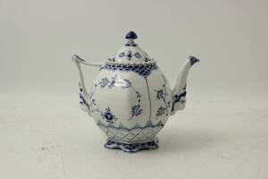 Tekanna, Den Kongelige Porcelainsfabrik Royal Copenhagen Kunglig Dansk