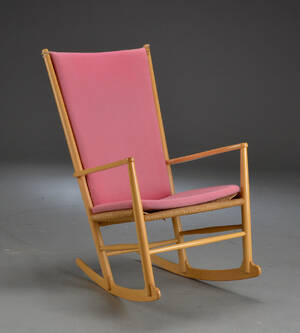 Hans J. Wegner. Gyngestol, model J16 
