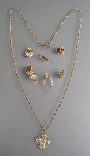 Samling vintagesmykker af guld 8