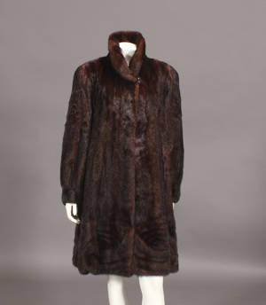 Minkpels med tungekant str. 4042