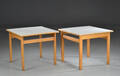 Hans J. Wegner. To sofaborde GE 217 2