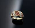 Ring besetzt mit Spessartinen 