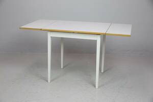 MATBORD, vitmålad, med Perstorpsskiva