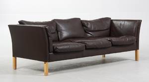 Stouby. 3-pers. sofa, brunt læder