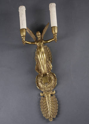Væglampet, bronze