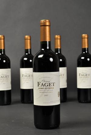 24 fl. Château Faget, Saint-Estèphè 2007 244
