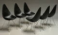 Arne Jacobsen. Sæt på seks stole, model 3110, Dråben 6 