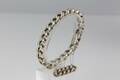 ARMBAND samt BROSCH, silver, pansar