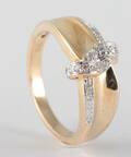 Ring in 9k set with diamonds 0.13ct 