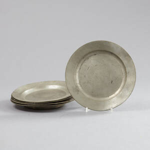 Tallrikar tenn 1700-talets slut