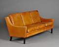Dansk møbelproducent. Tre-pers. sofa