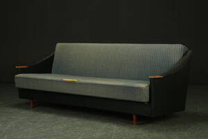 Sovesofa, uld og sort skai, dansk møbelproducent Denne vare er sat til omsalg under nyt varenummer 4123713