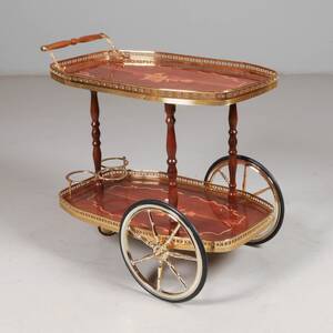 SERVERINGSVAGN, 1900-talets andra del