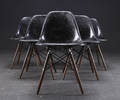 Charles Eames Sæt på seks stole, model DSW, sort glasfiber 6