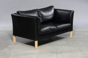 Mogens Hansen. To-pers. sofa  Denne vare er sat til omsalg under nyt varenummer 4719103