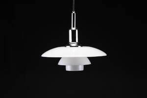 Poul Henningsen. PH 32 pendel