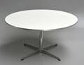 Arne Jacobsen. Lounge sofabord. Ø 90 cm  