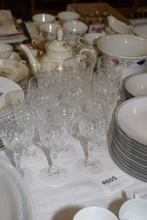Vitvinsglas i kristall, ca 12 st, H 18 cm