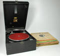 Resegrammofon, His Masters Voice Denna vara har satts till omförsäljning under nytt varunummer4149325