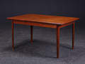 Dansk møbelproducent. Spisebord m hollandsk udtræk. Teak