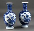 Par kinesiske vaser af porcelæn. 1900-tallet 2