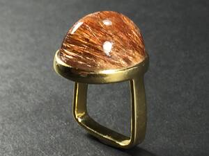 Ring mit Rutilquarz.  
