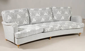 Soffa svängd modell Howard-stil