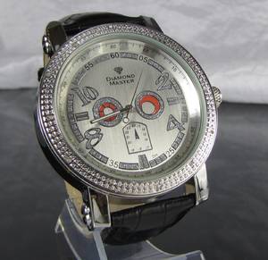 Diamond Master armbåndsur med diamanter