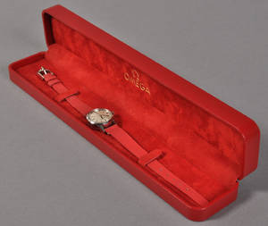 Omega Ladymatic dameur i stål med org. æske.