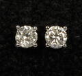 Diamant ørestikkere, 14 kt hvidguld. Et par. Brillanter på ca. 1.50 ct 2