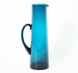 Tillbringare i blåtonat glas