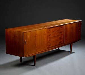 Clausen  Søn. Lav skænk af teak