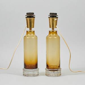 Bordslampfötter, Ett par