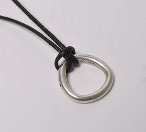 Ole Lynggaard, Celebrationvedhæng af sterling sølv