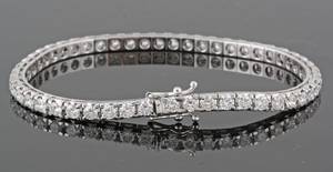 Diamond tennis bracelet, approx. 5.10ct