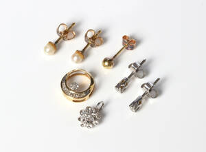 GULDSMYCKEN 18K, 5 ST