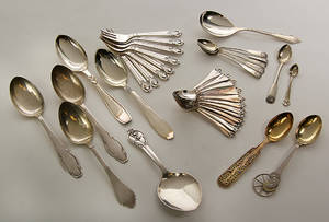 27 diverse dele bestik af sølv. 36