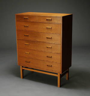 Dansk møbelproducent. Kommode