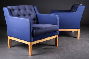 Erik Jørgensen. Par lænestole, model Ej-315-1. 2 