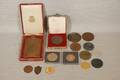 Diverse plaketter och medaljer