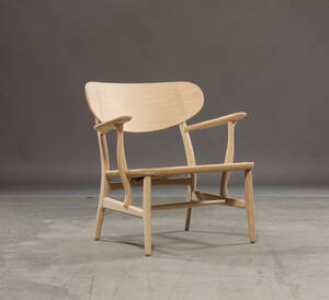 Hans J. Wegner. Hvilestol model CH-22, sæbebehandlet egetræ med naturflet