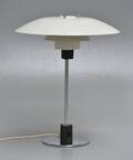Poul Henningsen. PH 43 bordlampe 