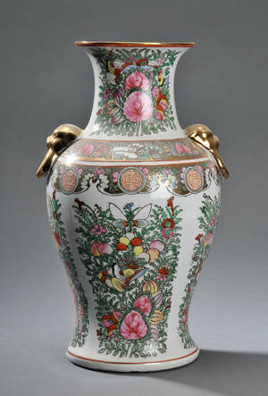 Kinesisk vase af porcelæn