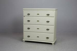 BYRÅ, vitmålad, 1800-tal