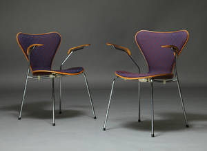 Arne Jacobsen. 7er par armstole 2