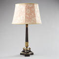Bordslampa empirestil