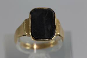 KLACKRING med hematit, guld, 18 k, 5,4 g