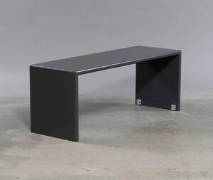 Peter J. Lassen. Montana Monterey bænk model X40120