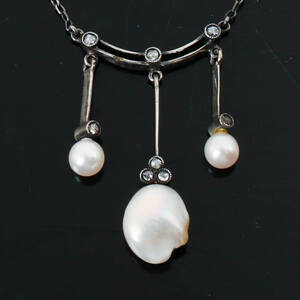 HÄNGE, silver, diamanter och pärlor