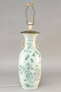 Stor kinesisk vase monteret som lampe